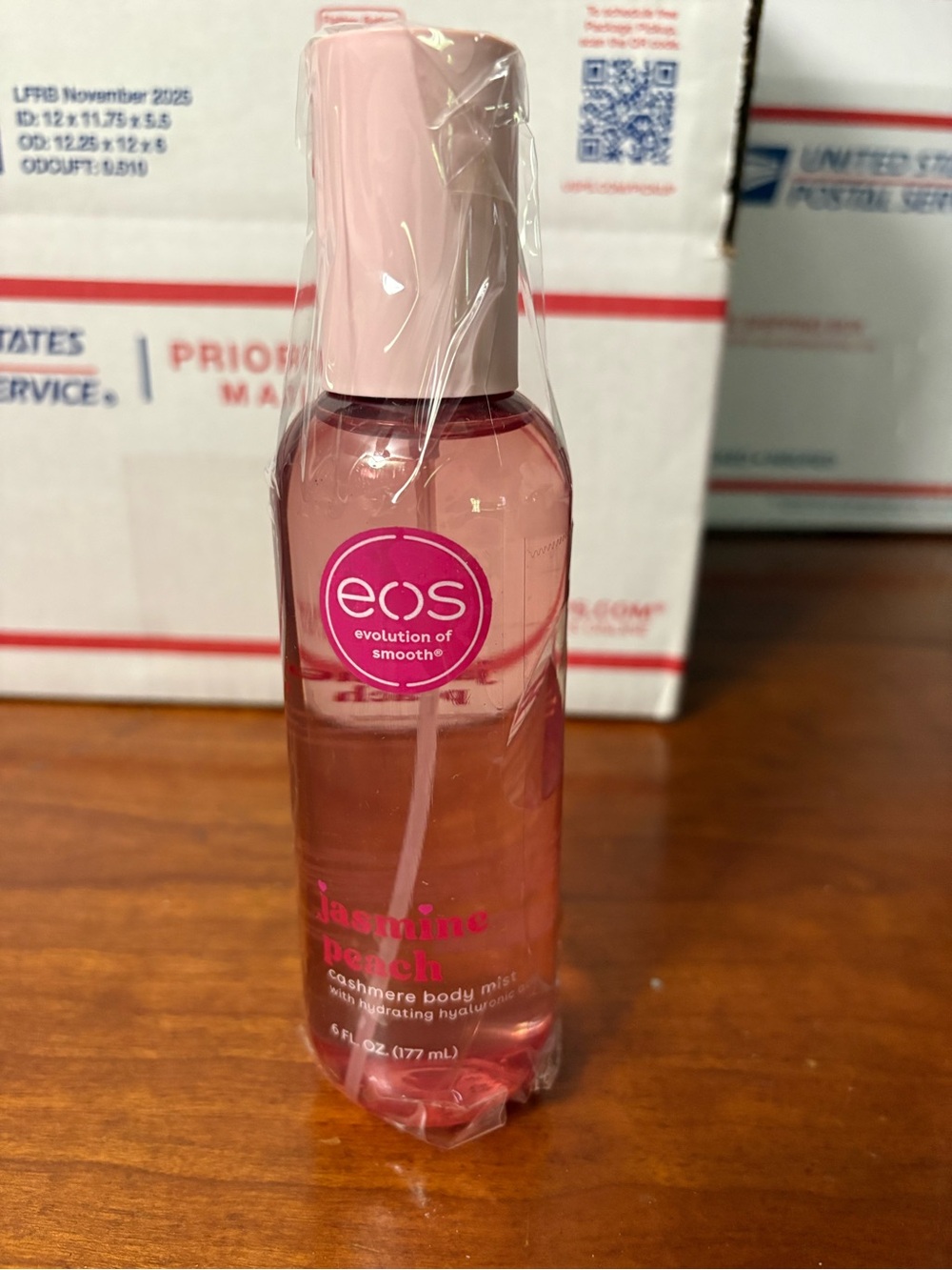 EOS spray Jasmine Peach